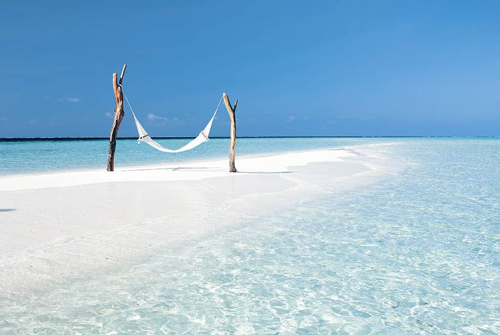 Ultimate beach relaxation at Constance Moofushi
