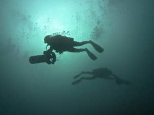 Dive scooter courses at Constance Moofushi