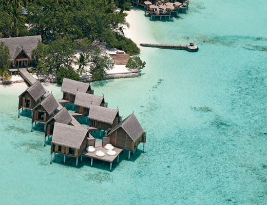 Constance Moofushi, Maldives