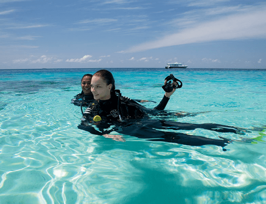 Diving at Constance Moofushi, Maldives