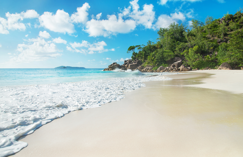 Beautiful beaches of the Seychelles: Anse Georgette