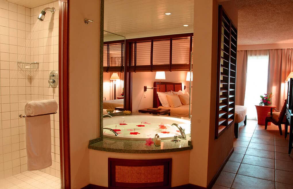 Spend a romantic Valentine's at Constance Belle Mare Plage