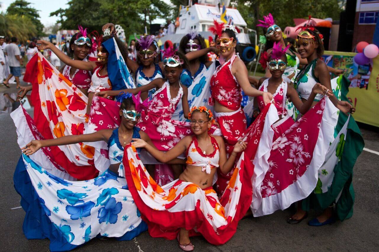 seychelles sega costumes